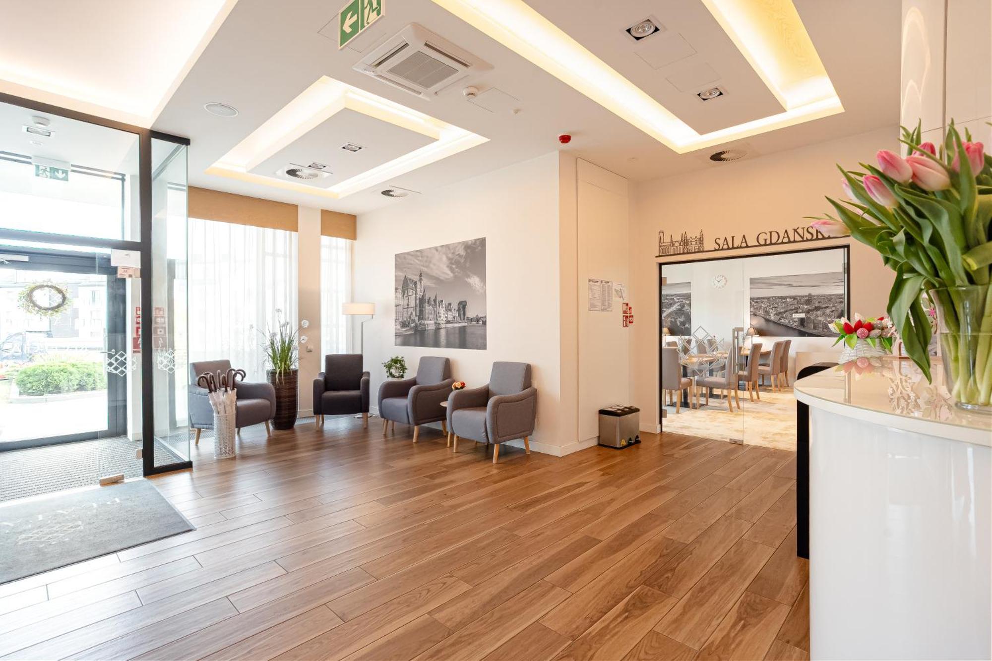 Hotel Platan 格但斯克 外观 照片