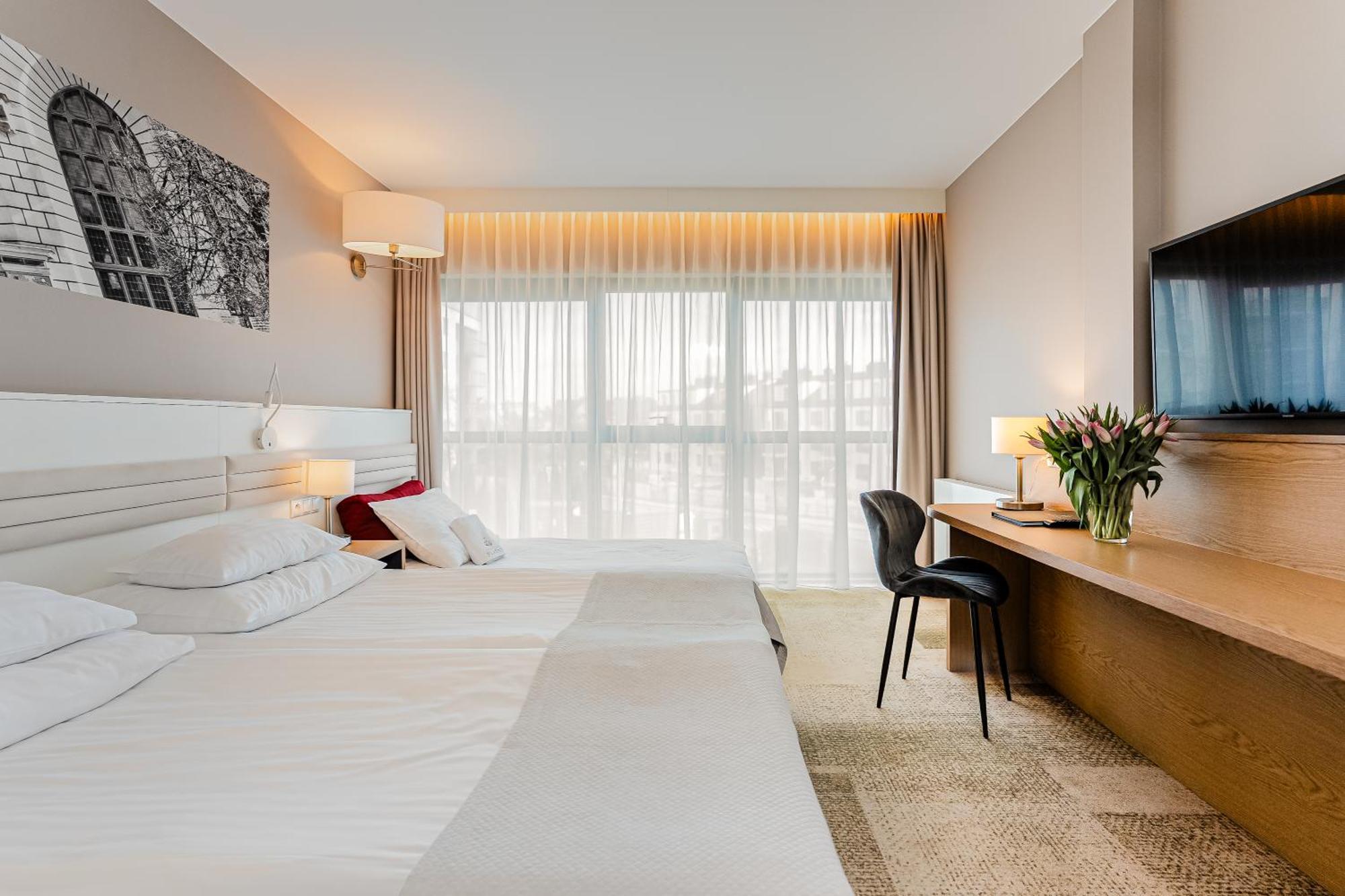 Hotel Platan 格但斯克 外观 照片
