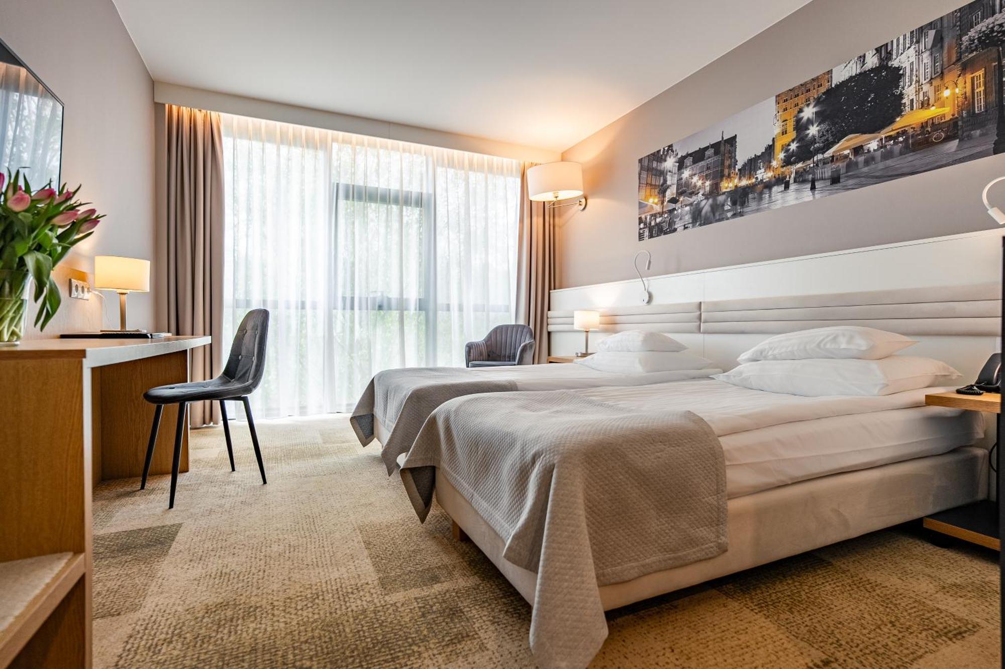 Hotel Platan 格但斯克 外观 照片